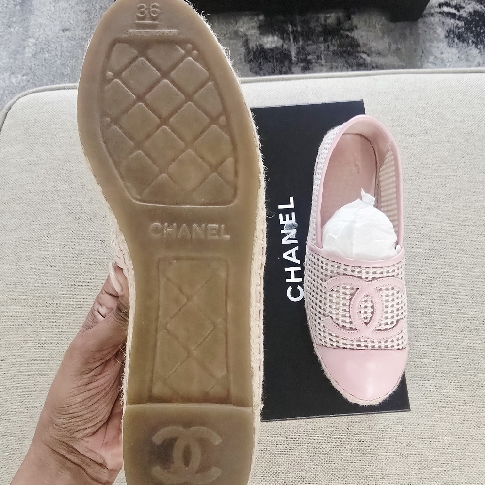 CHANEL Pink and Cream Espadrilles - Picture 4 of 5
